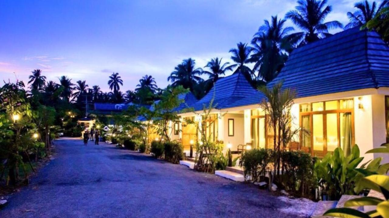 Ruean Thai Nai Bang By Pansak Resort Surat Thani Exterior photo